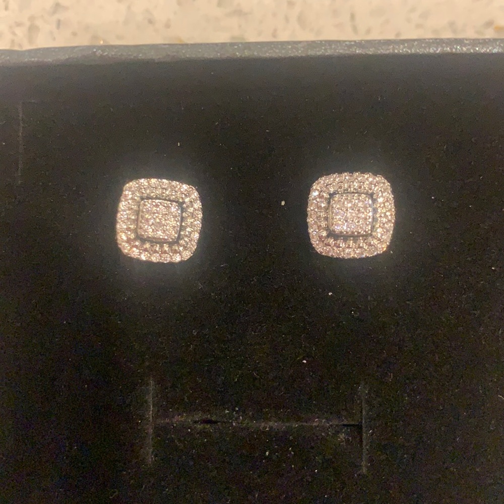 Cluster diamond earrings.